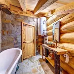 Holiday home Eco Art Of Living - еко къщи изкуството да живееш *