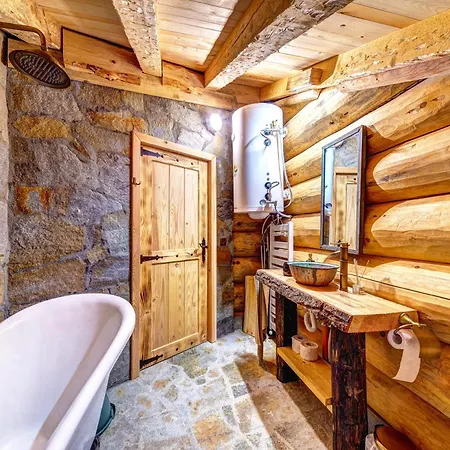 Holiday home Eco Art Of Living - еко къщи изкуството да живееш